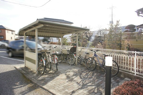 宇都宮駅 バス20分  東中丸下車：停歩5分 2階の物件外観写真